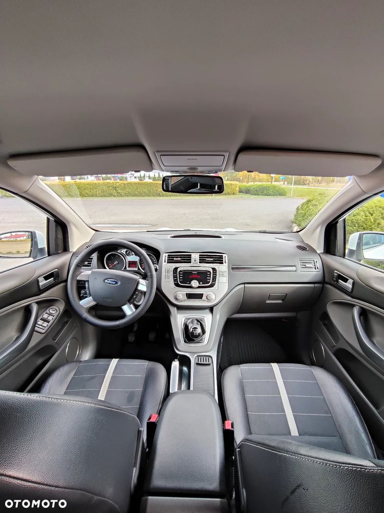 Ford Kuga 2.0 TDCi Titanium - 6