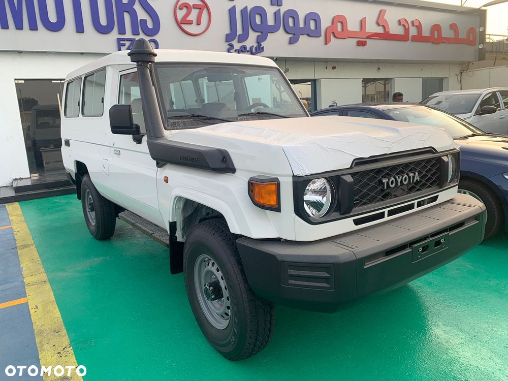 Toyota Land Cruiser - 9