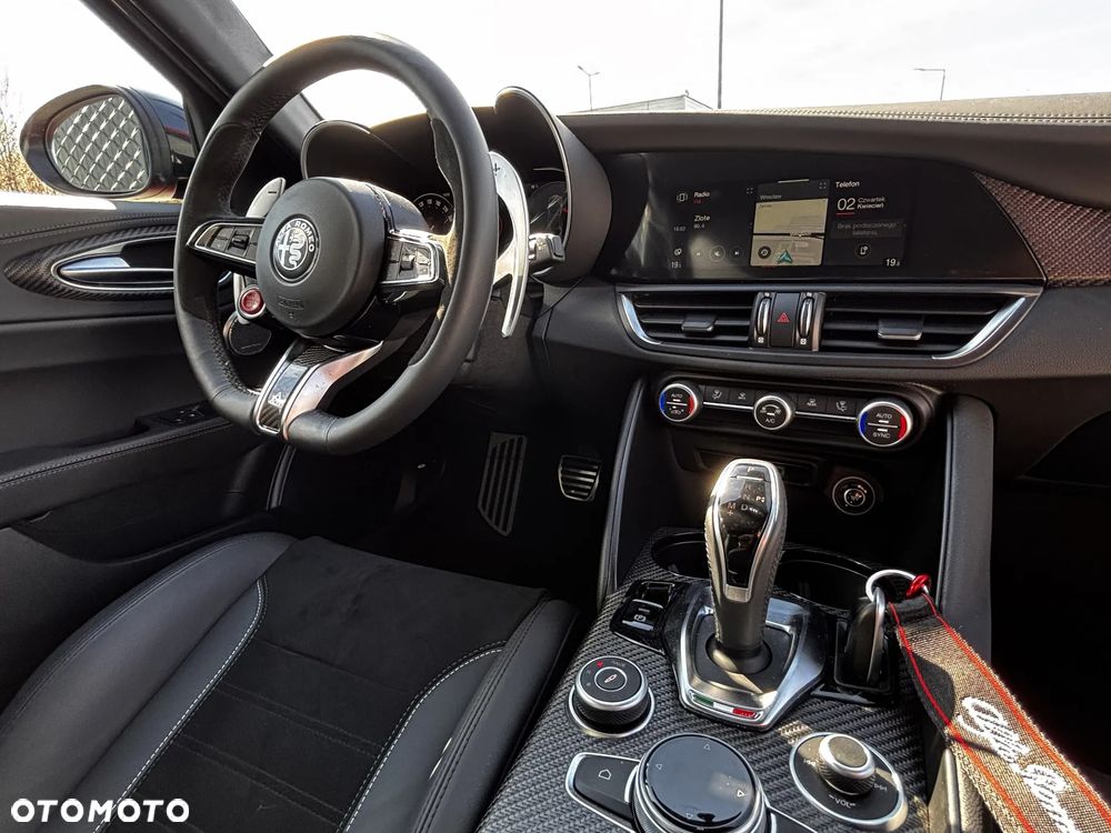 Alfa Romeo Giulia - 12