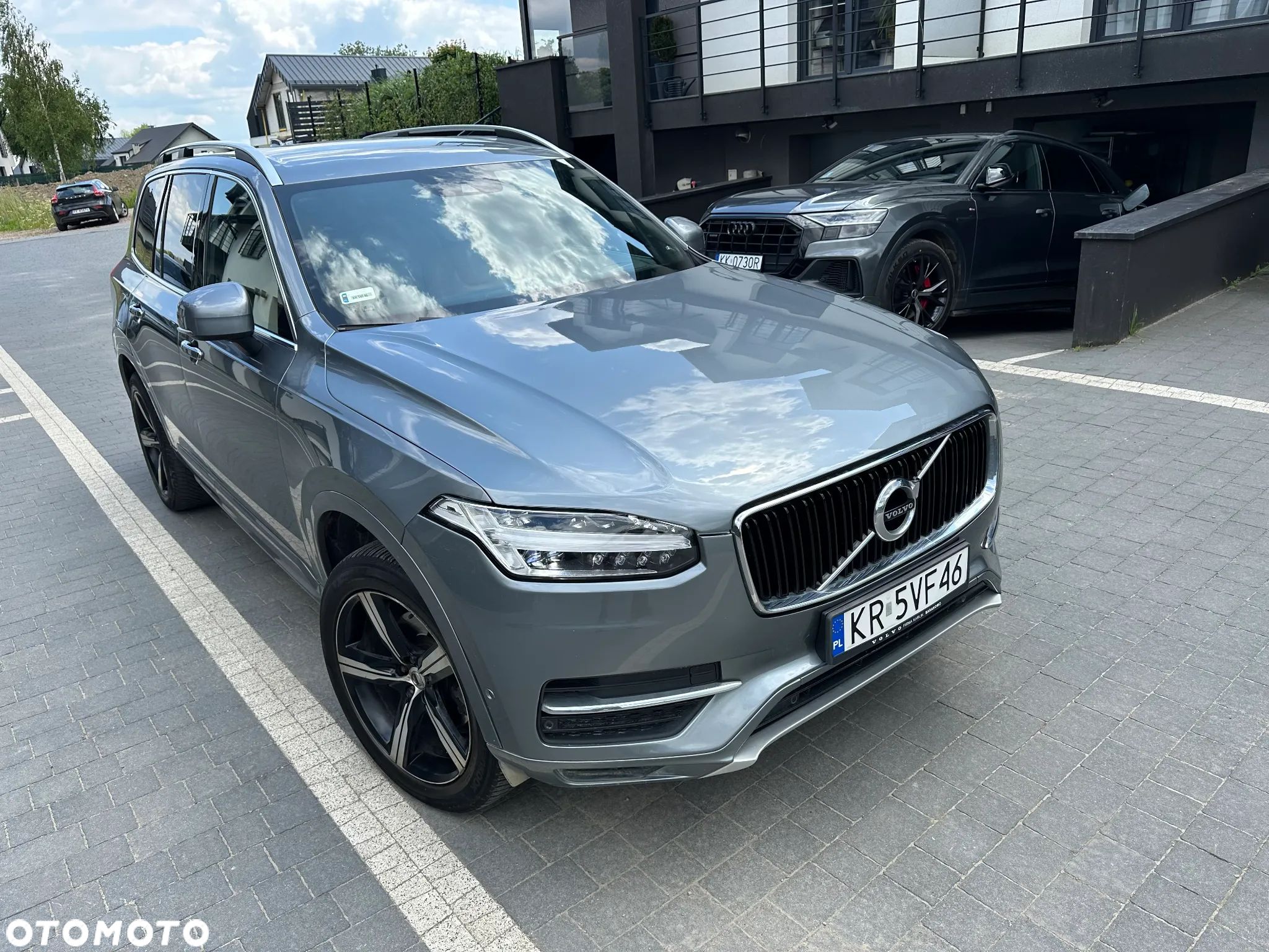 Volvo XC 90 D5 AWD Momentum - 1