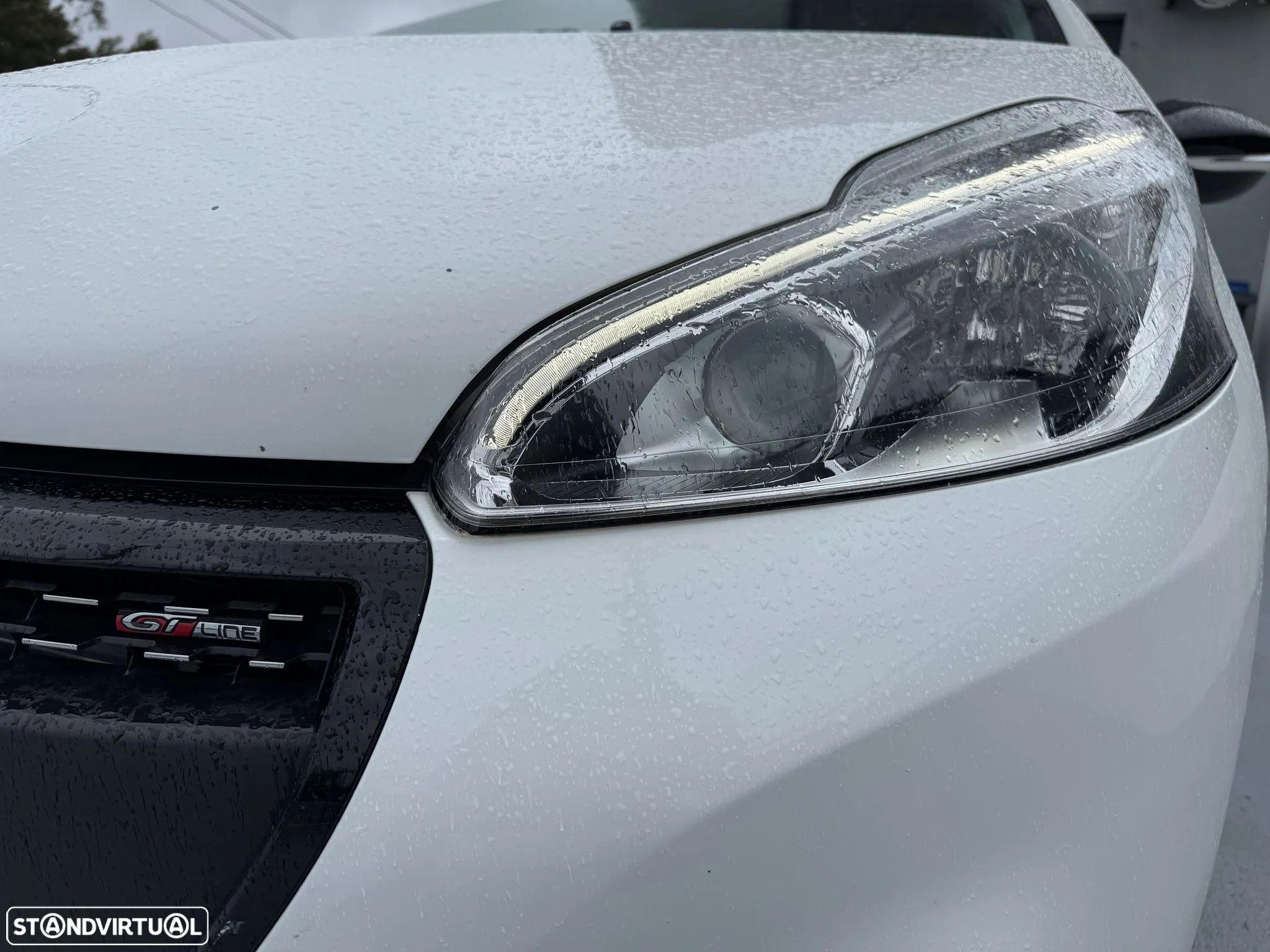 Peugeot 208 1.2 PureTech GT Line EAT8 - 9