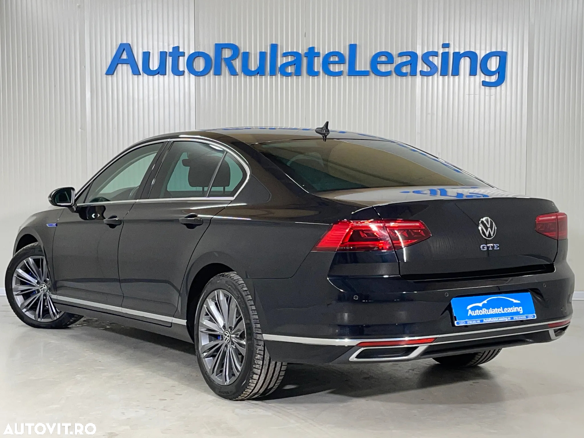 Volkswagen Passat GTE - 4