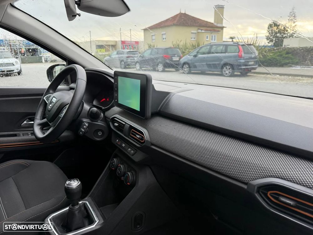 Dacia Sandero 1.0 ECO-G Essential Bi-Fuel - 26