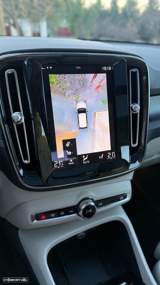 Volvo XC 40 1.5 T4 PHEV Plus Bright - 3