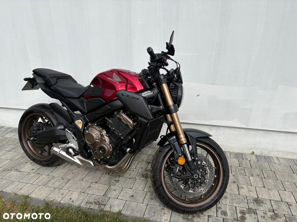 Honda CB - 3