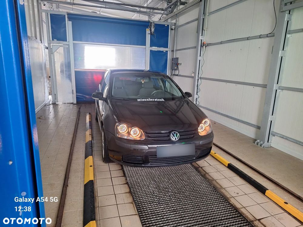 Volkswagen Golf V 1.9 TDI Comfortline - 8