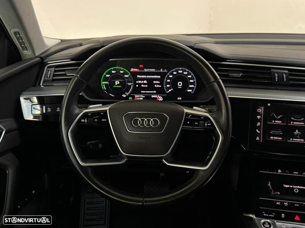 Audi e-tron 55 quattro Advanced - 41
