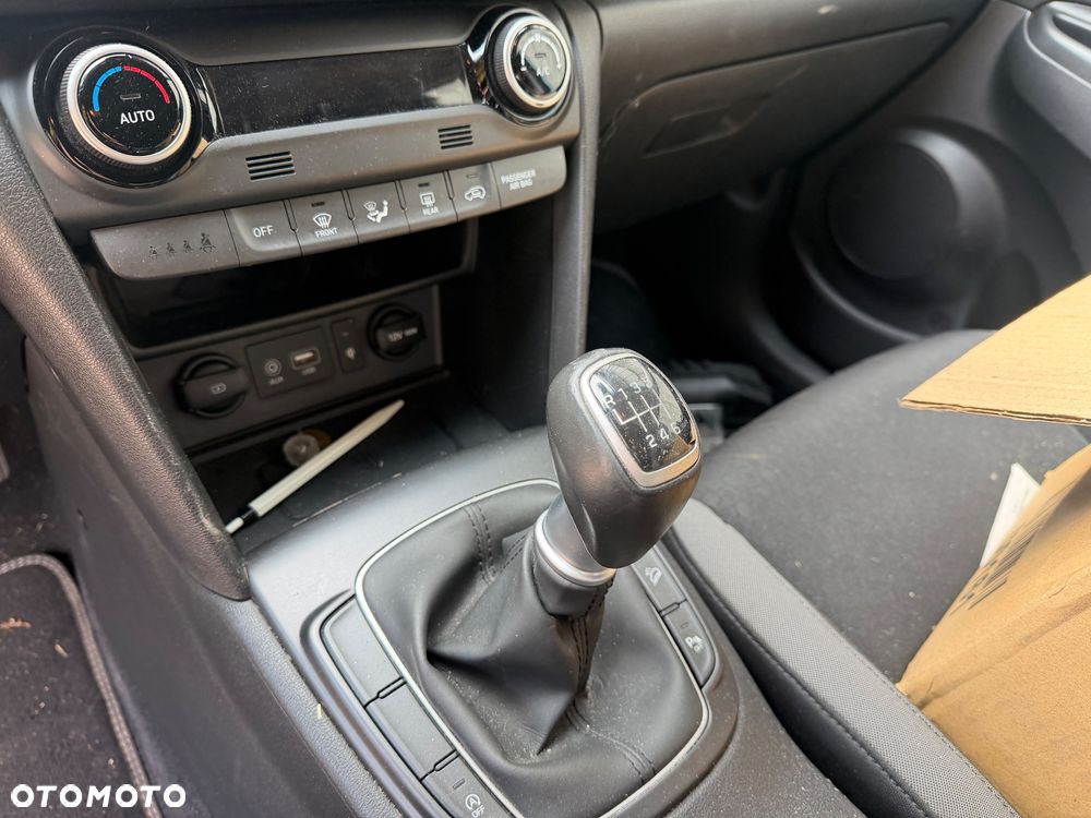 Hyundai Kona - 13