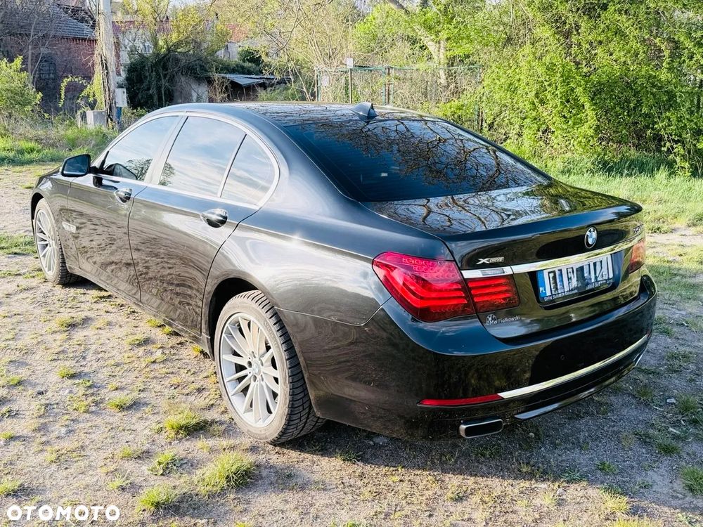 BMW Seria 7 750d xDrive - 3