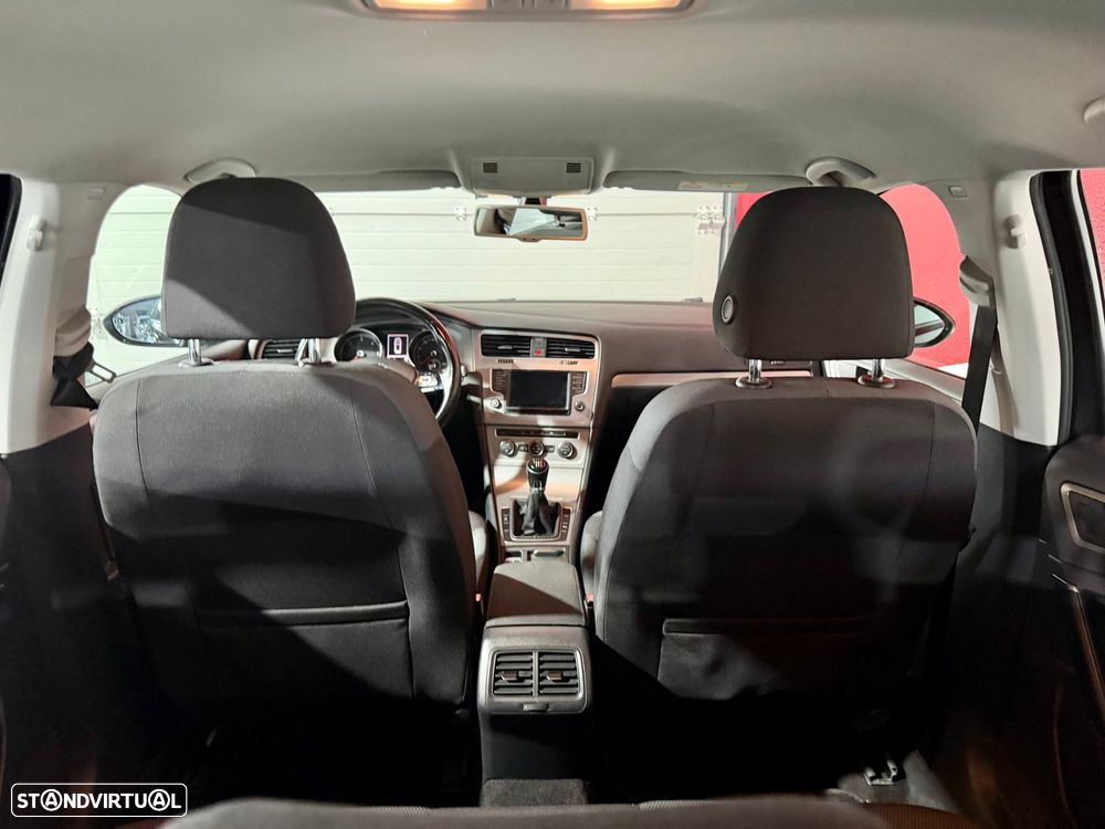 VW Golf Variant 1.6 TDi BlueMotion Confortline - 29
