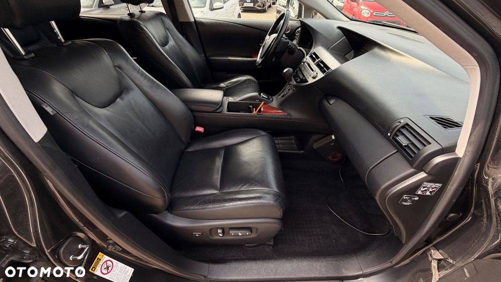 Lexus RX - 7