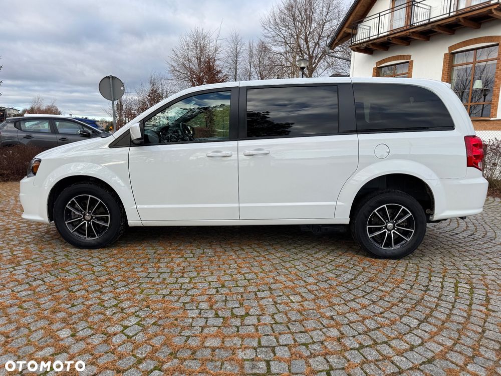 Dodge Grand Caravan 3.6 R/T - 14