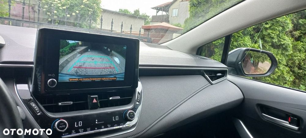 Toyota Corolla 1.8 Hybrid Comfort - 19