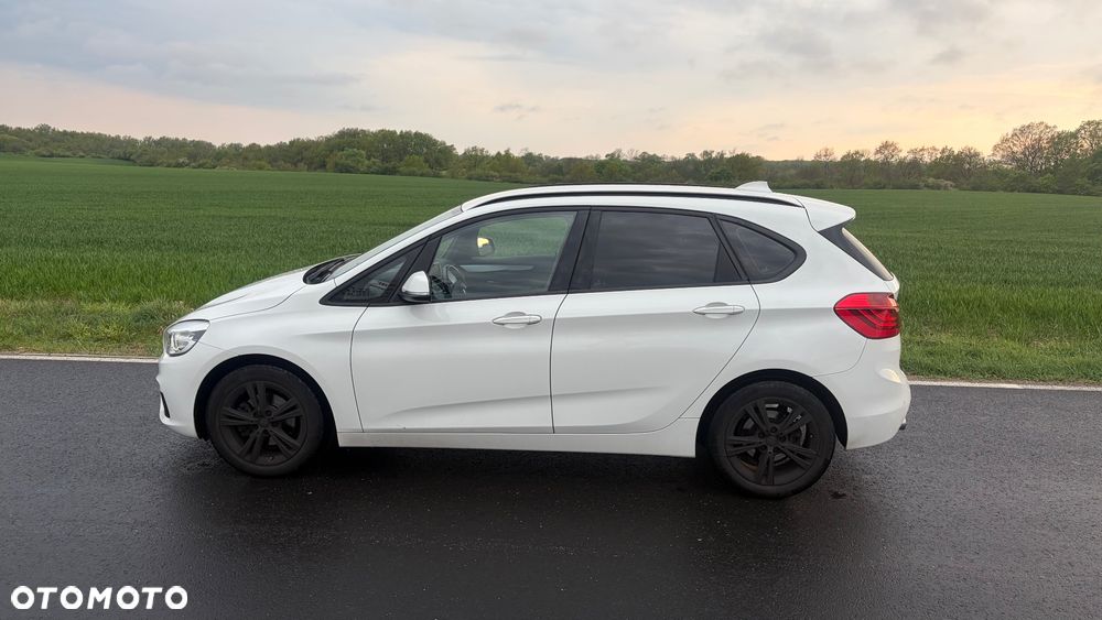 BMW Seria 2 218d Luxury Line - 6