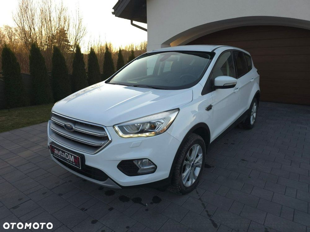 Ford Kuga - 1