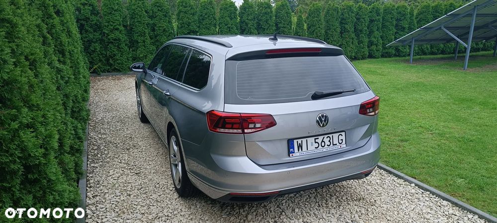 Volkswagen Passat - 13