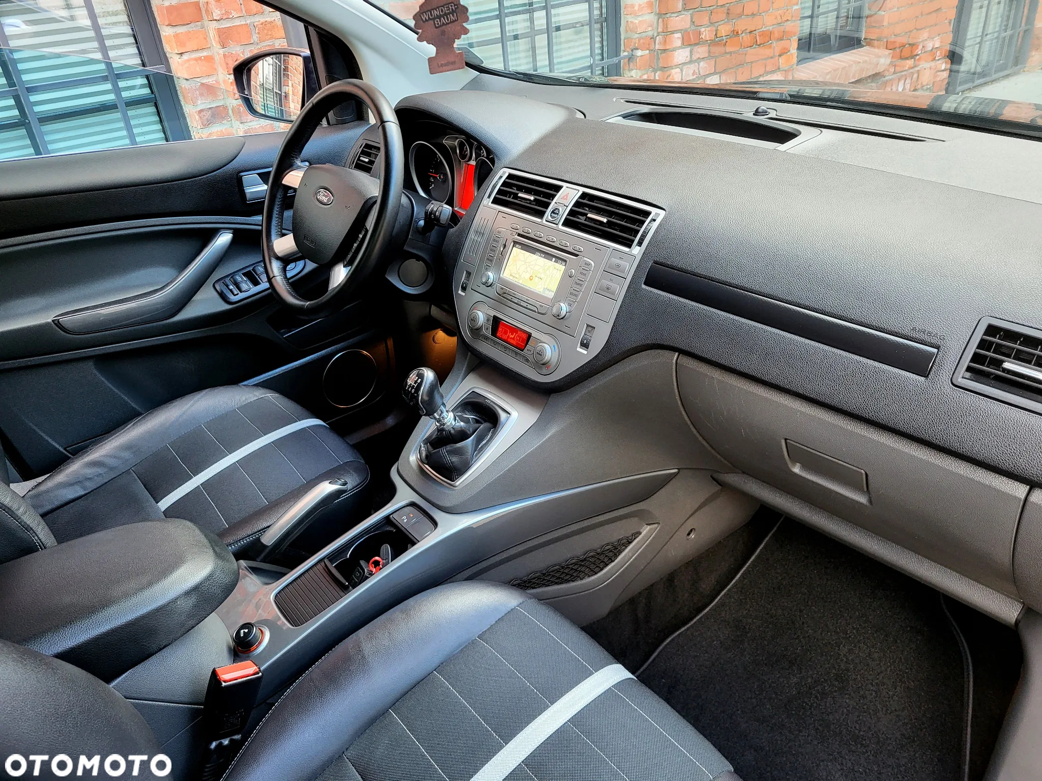 Ford Kuga 2.0 TDCi 4x4 Titanium - 19