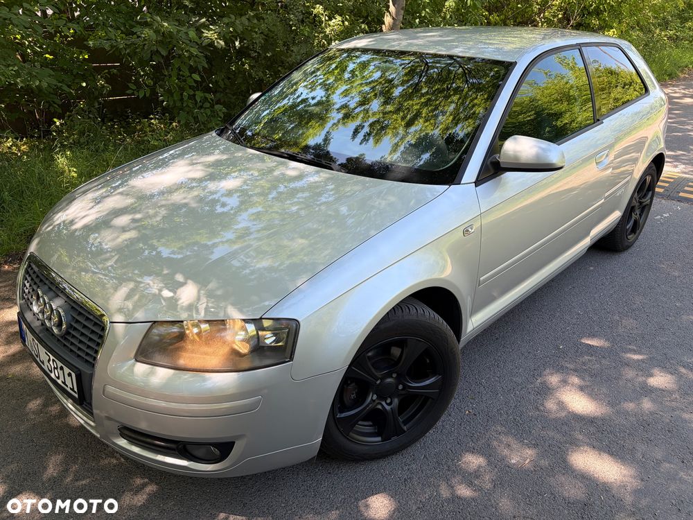 Audi A3 3-drzwiowe 1.6 Attraction - 11