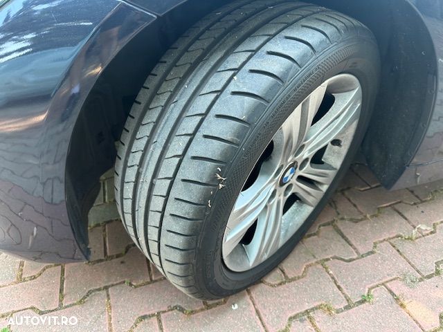 BMW Seria 3 318d Sport Line - 10