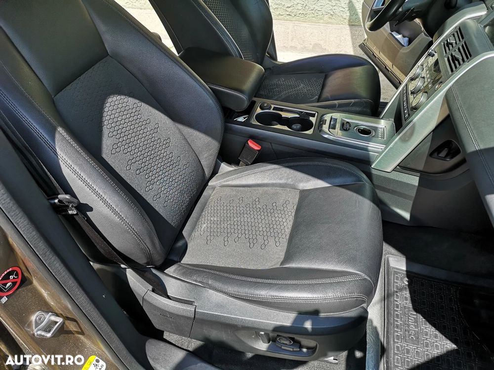 Land Rover Discovery Sport 2.0 l Si SE Aut. - 7