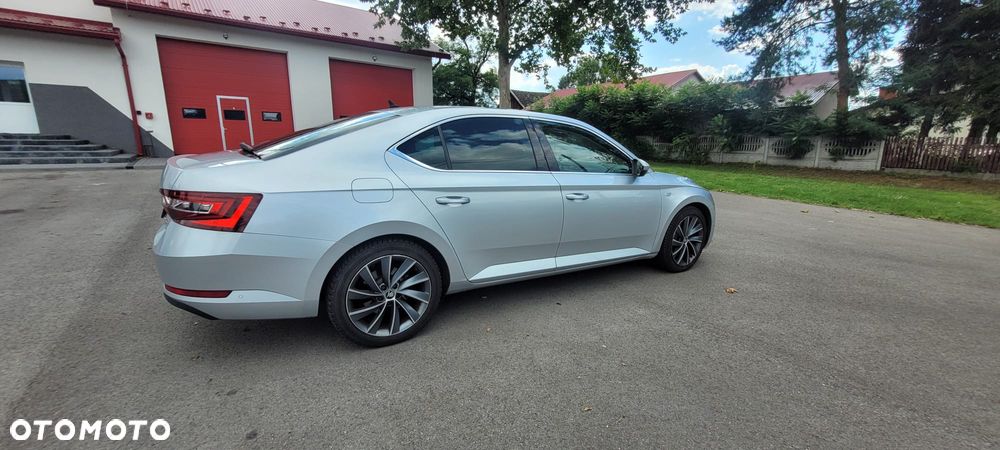 Skoda Superb 2.0 TDI 4x4 DSG L&K - 5