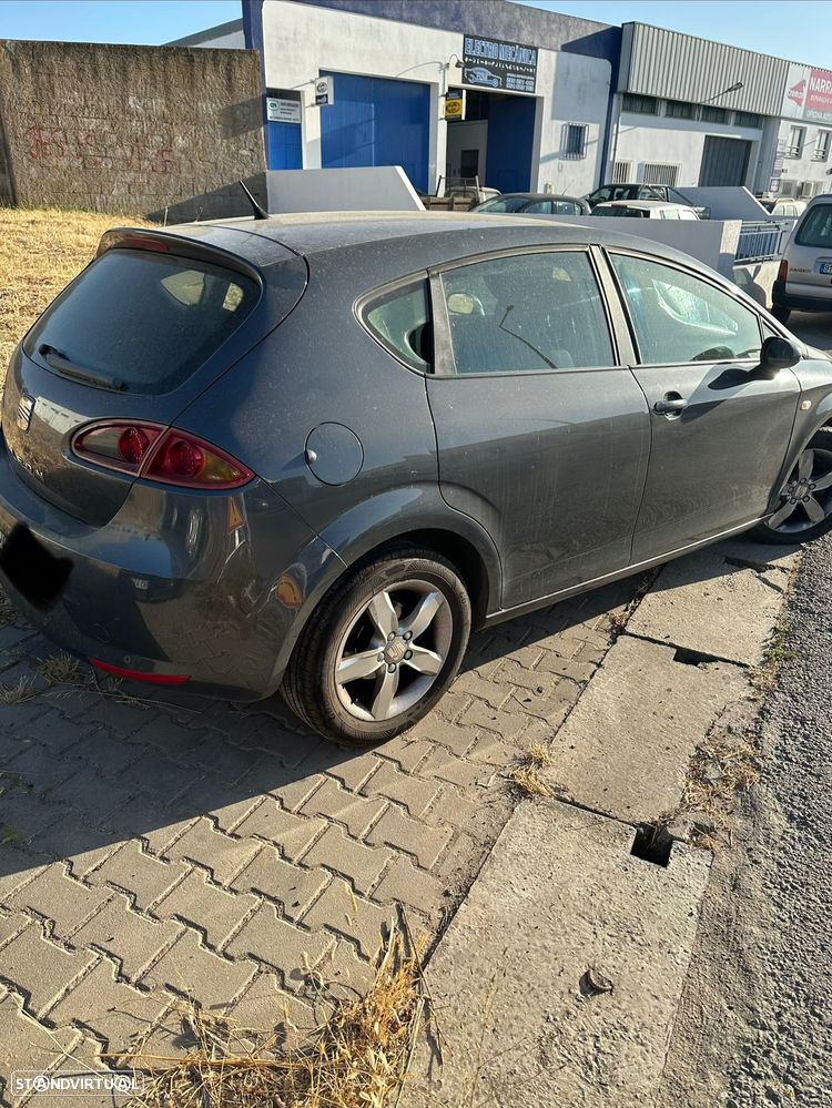 SEAT Leon 1.9 TDI Stylance - 4