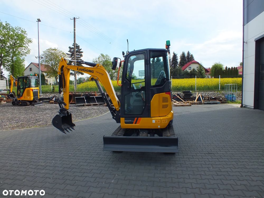 Liu Gong 9027F ZTS - 11