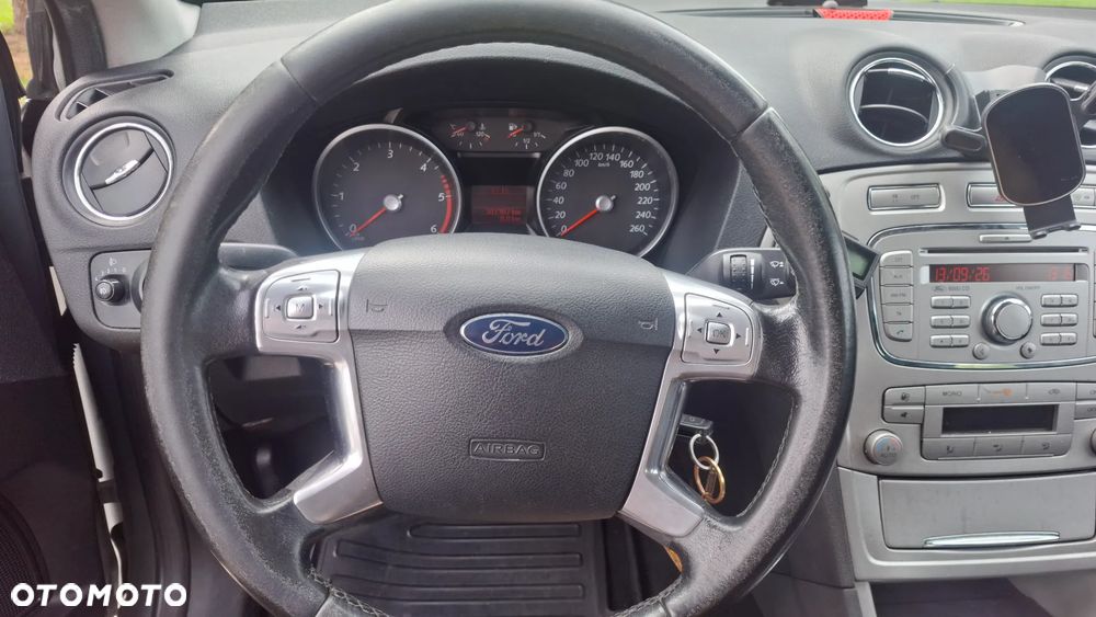 Ford Mondeo 2.0 TDCi Silver X - 19