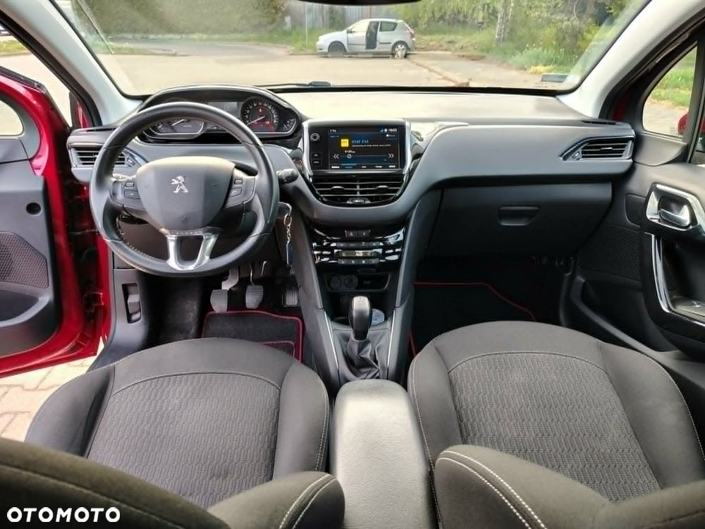 Peugeot 208 1.2 PureTech Active - 5