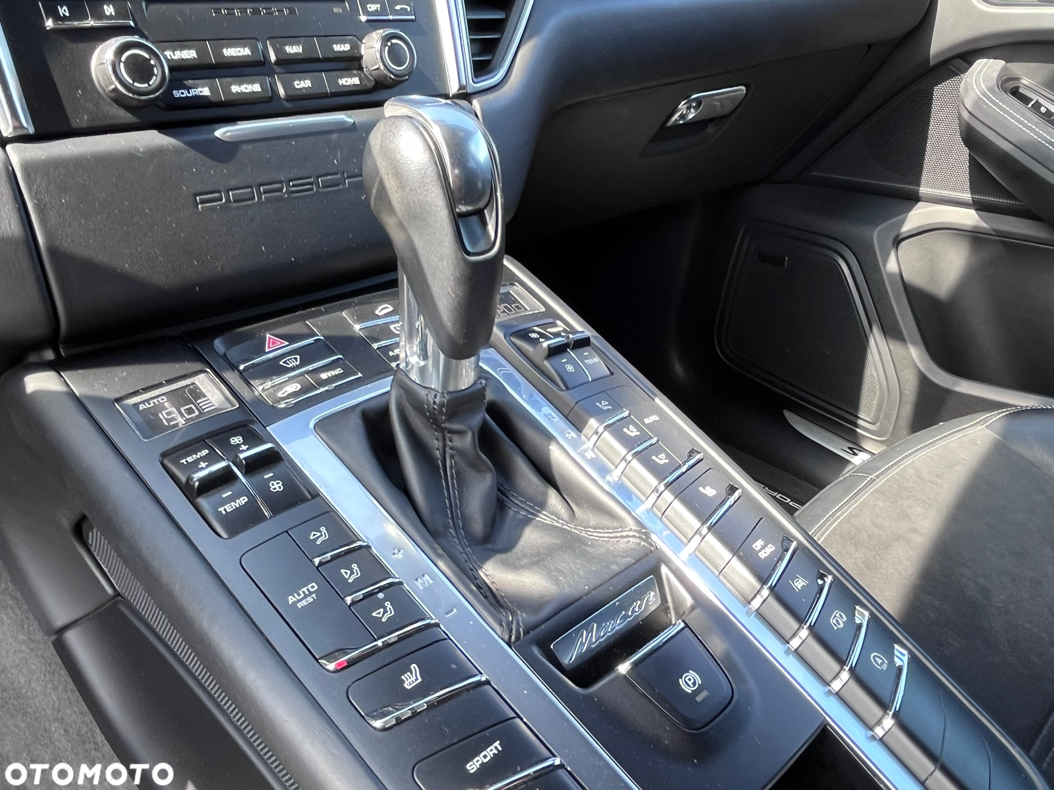 Porsche Macan GTS - 16