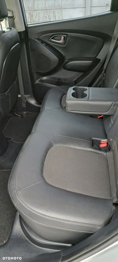 Hyundai ix35 1.6 2WD Fifa World Cup Edition - 9