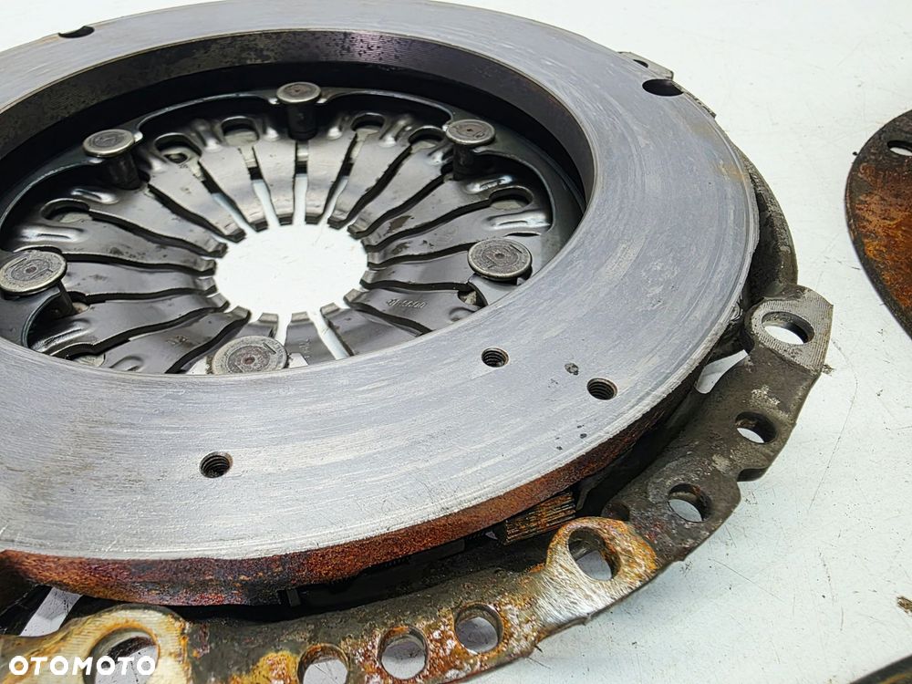 KOŁO DWUMASOWE SPRZĘGŁO AUDI A4 B9 A5 8W 2.0 TDI 0CX105266 16/26 - 12