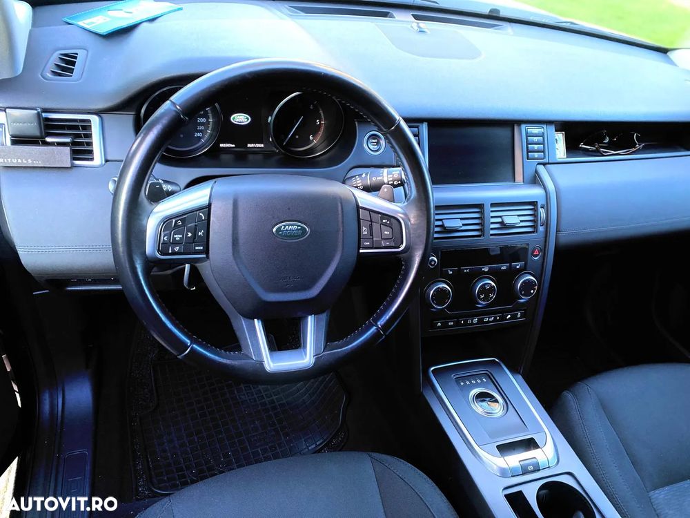 Land Rover Discovery Sport - 29