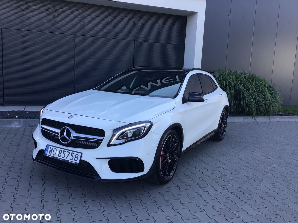 Mercedes-Benz GLA AMG 45 4Matic AMG Speedshift 7G-DCT AMG Night Edition - 11