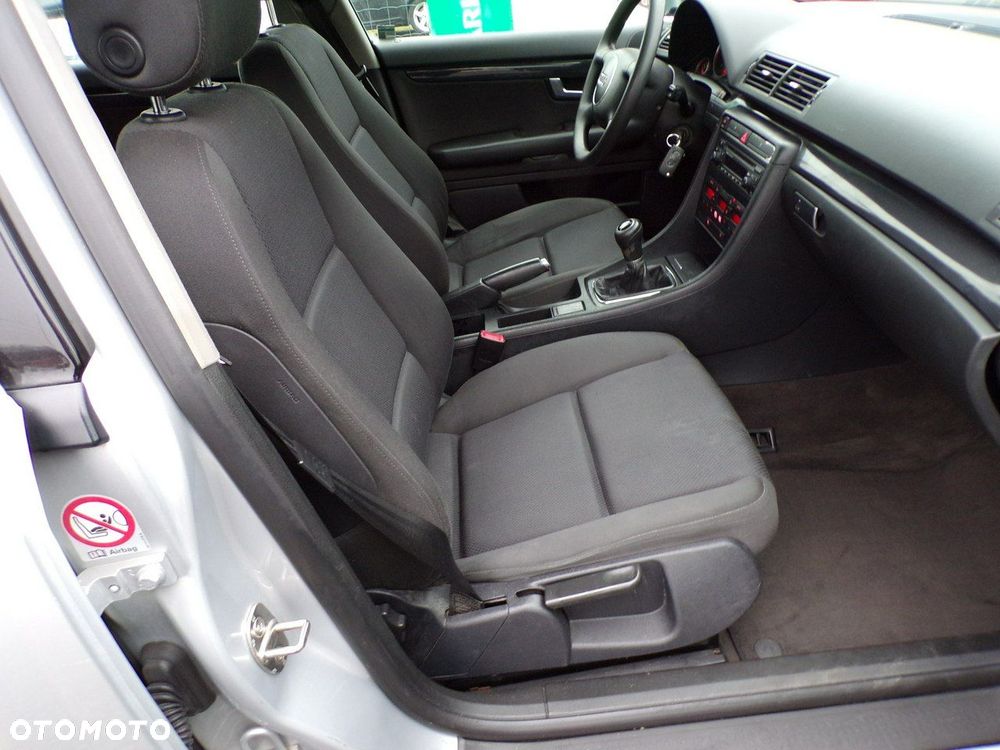 Audi A4 Avant - 23
