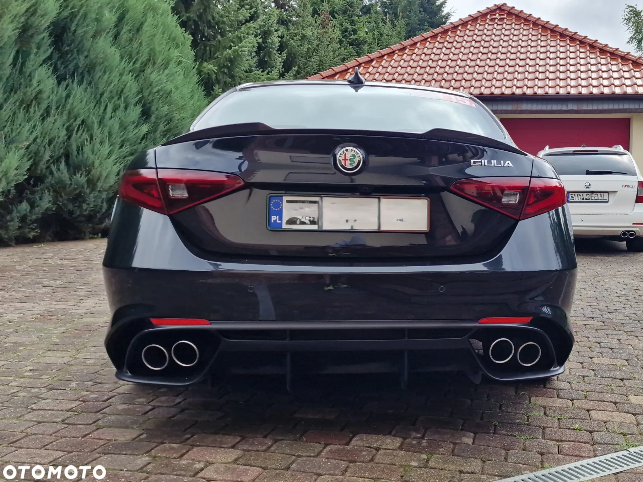 Alfa Romeo Giulia 2.9 V6 Bi-Turbo AT8 Quadrifoglio - 10