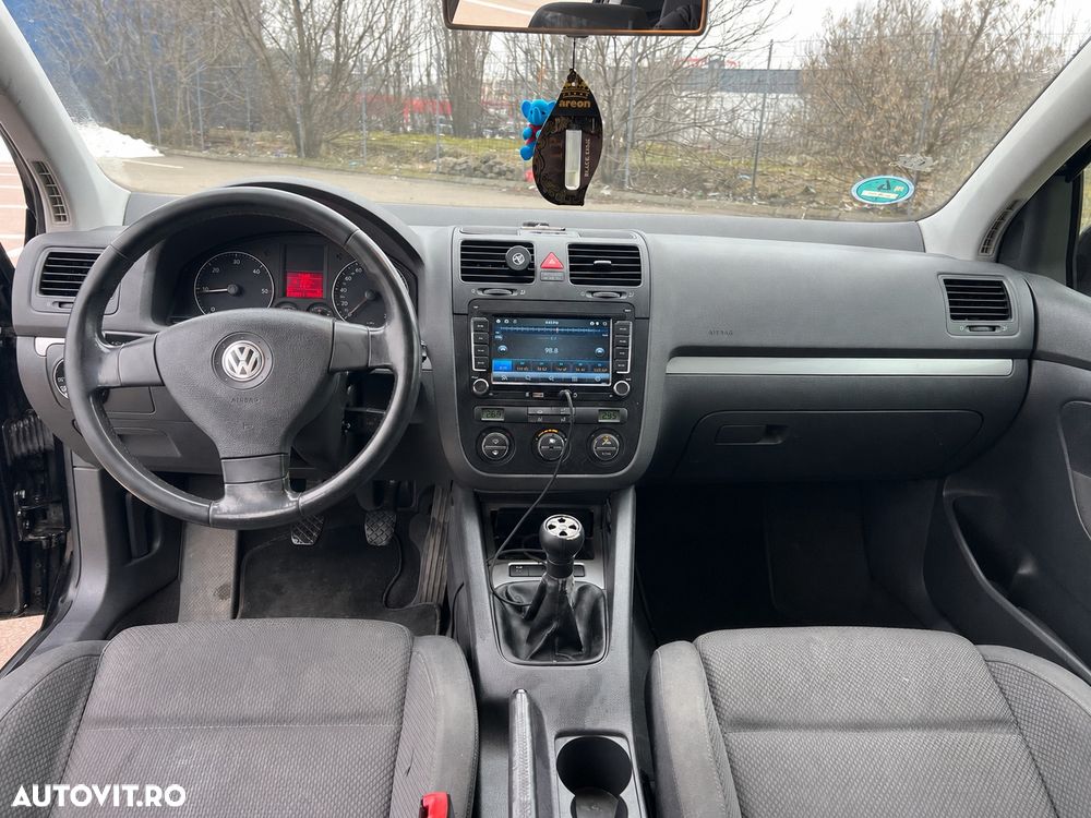Volkswagen Golf 2.0 TDI Comfortline - 5