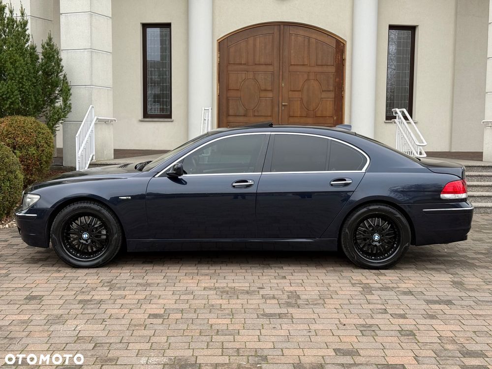 BMW Seria 7 745d - 8