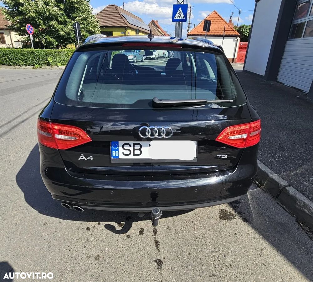 Audi A4 Avant 2.0 TDI - 7