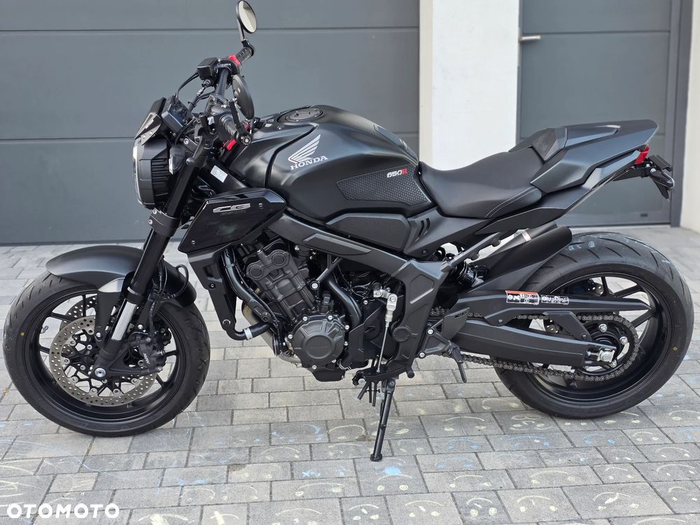 Honda CB - 25