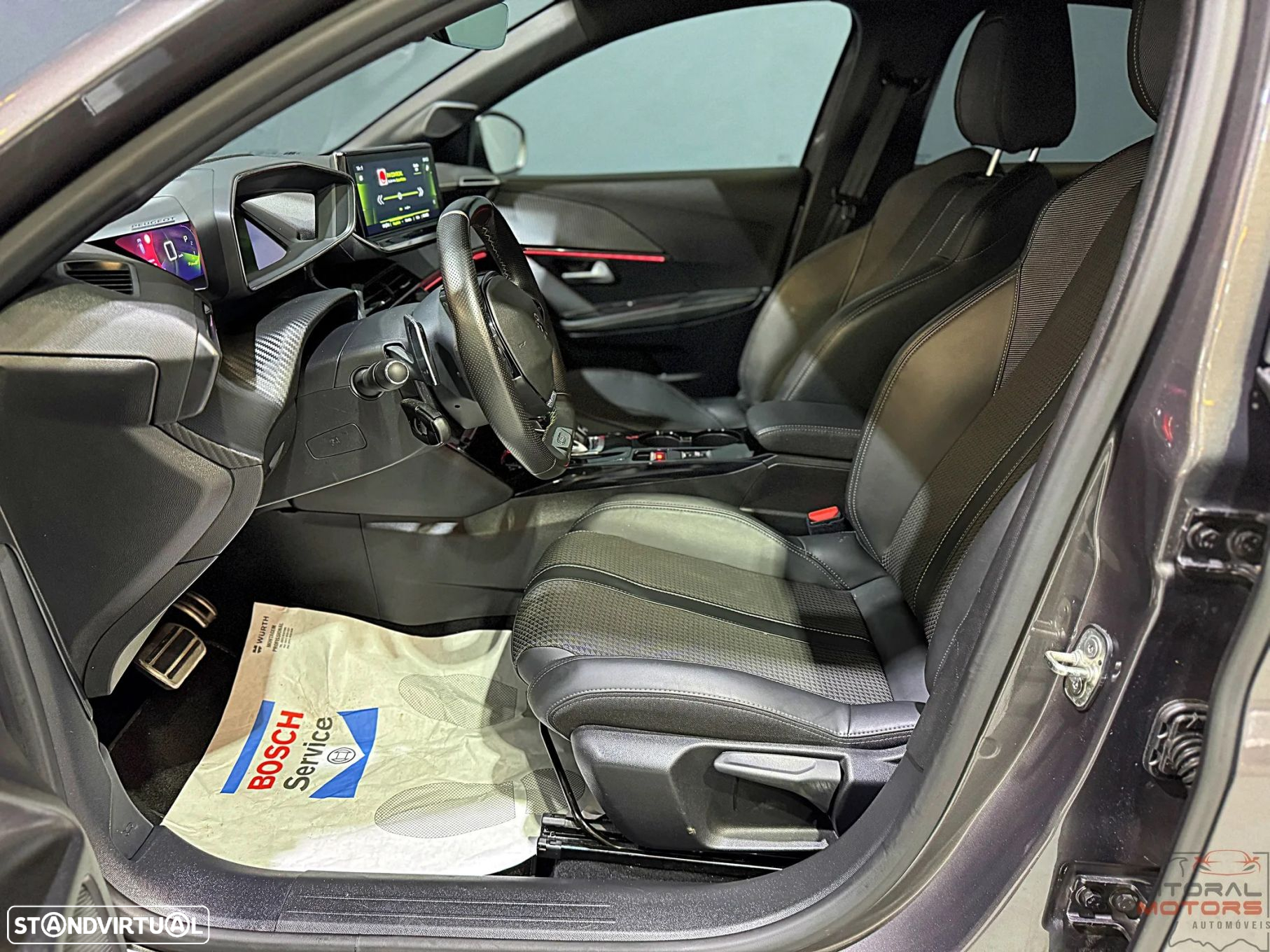 Peugeot 208 1.2 PureTech GT EAT8 - 13