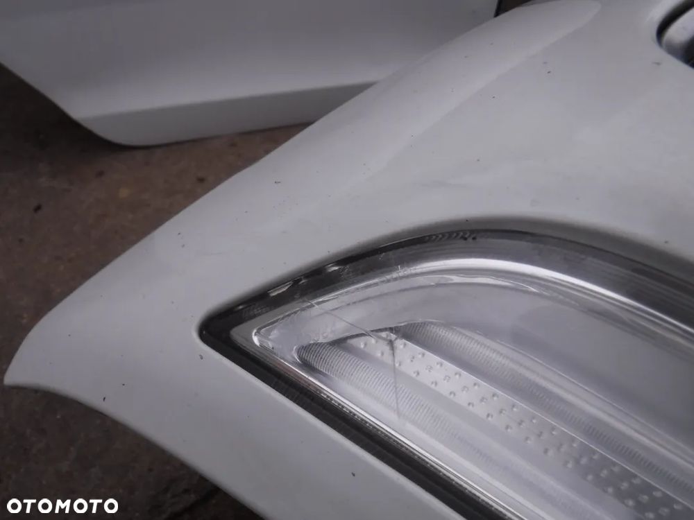 Volvo V60 S60 II zderzak przod R-Design R Design  614-46 - 4