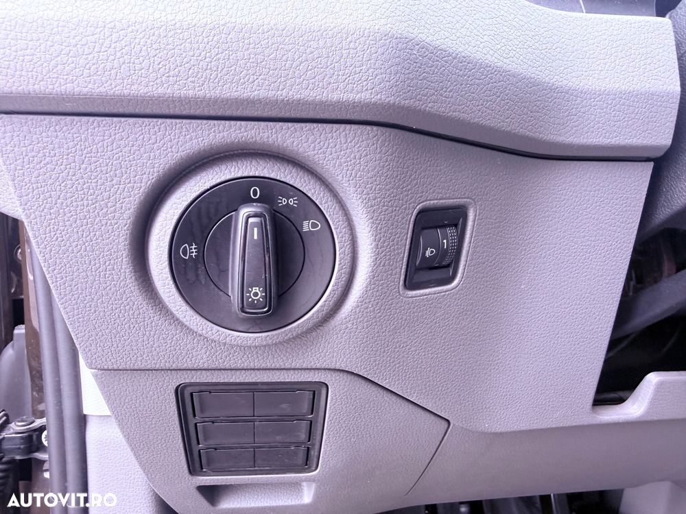 Volkswagen Crafter 3.5 CD Sasiu L4 FWD 103kW - 33