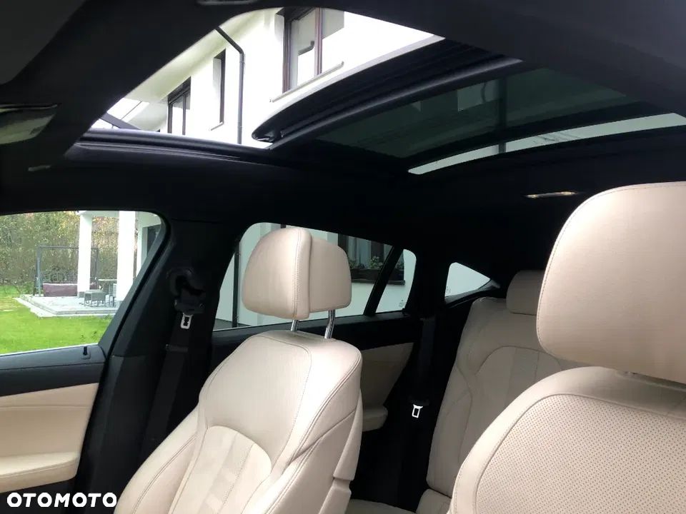 BMW X6 xDrive40d mHEV - 23