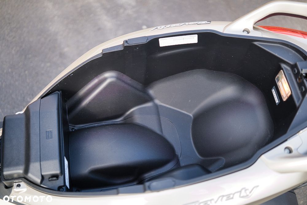 Piaggio Beverly - 11