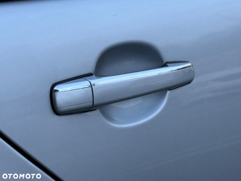 Mercedes-Benz Klasa E 320 T Avantgarde - 29