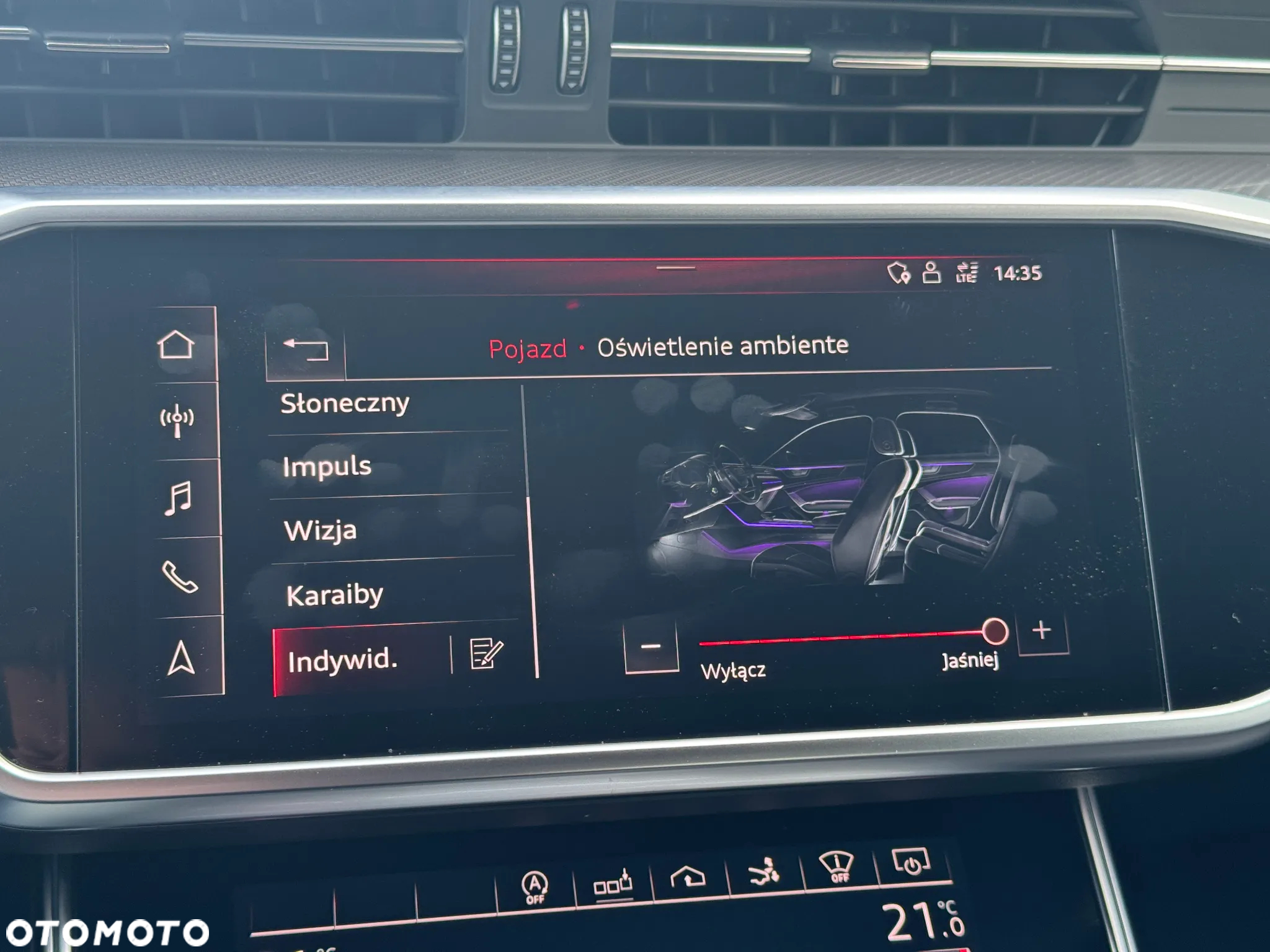Audi RS7 4.0 TFSI quattro tiptronic - 32