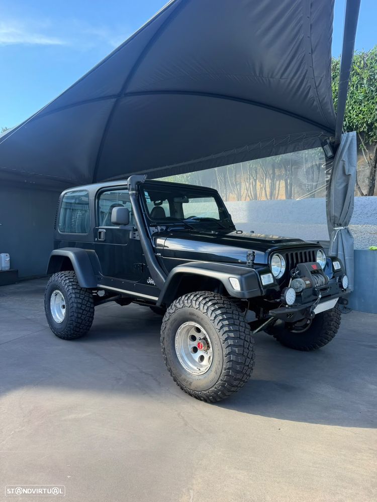 Jeep Wrangler Unlimited - 4