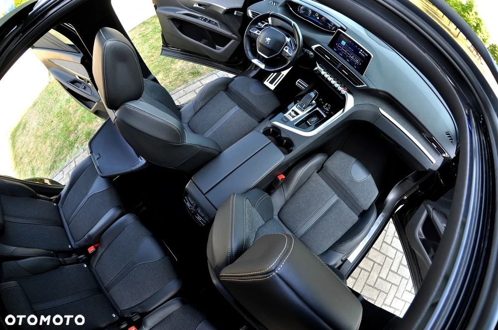Peugeot 5008 1.6 PureTech GT Line S&S EAT8 - 17