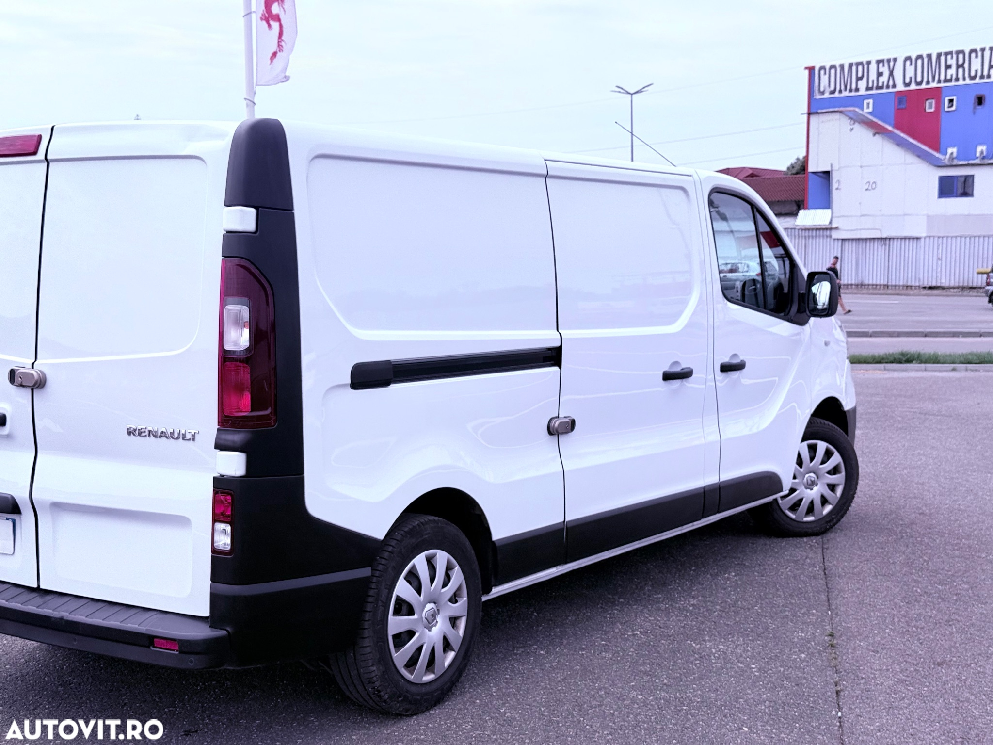 Renault Trafic ENERGY dCi 120 L2H1 3.0t Komfort - 9